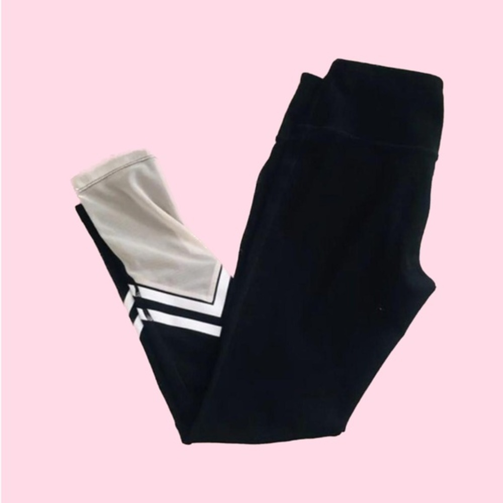 COPY - Mondetta Chevron Mesh Leggings Size S